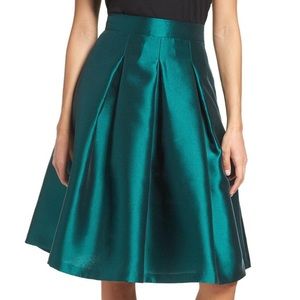Eliza J BRAND NEW women’s pleated full skirt